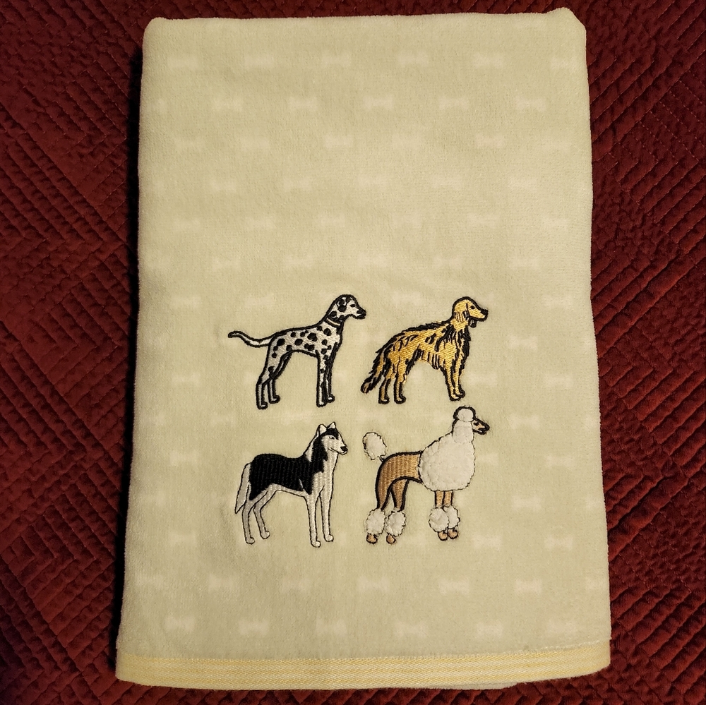 Dogs and Bones Bath Towel